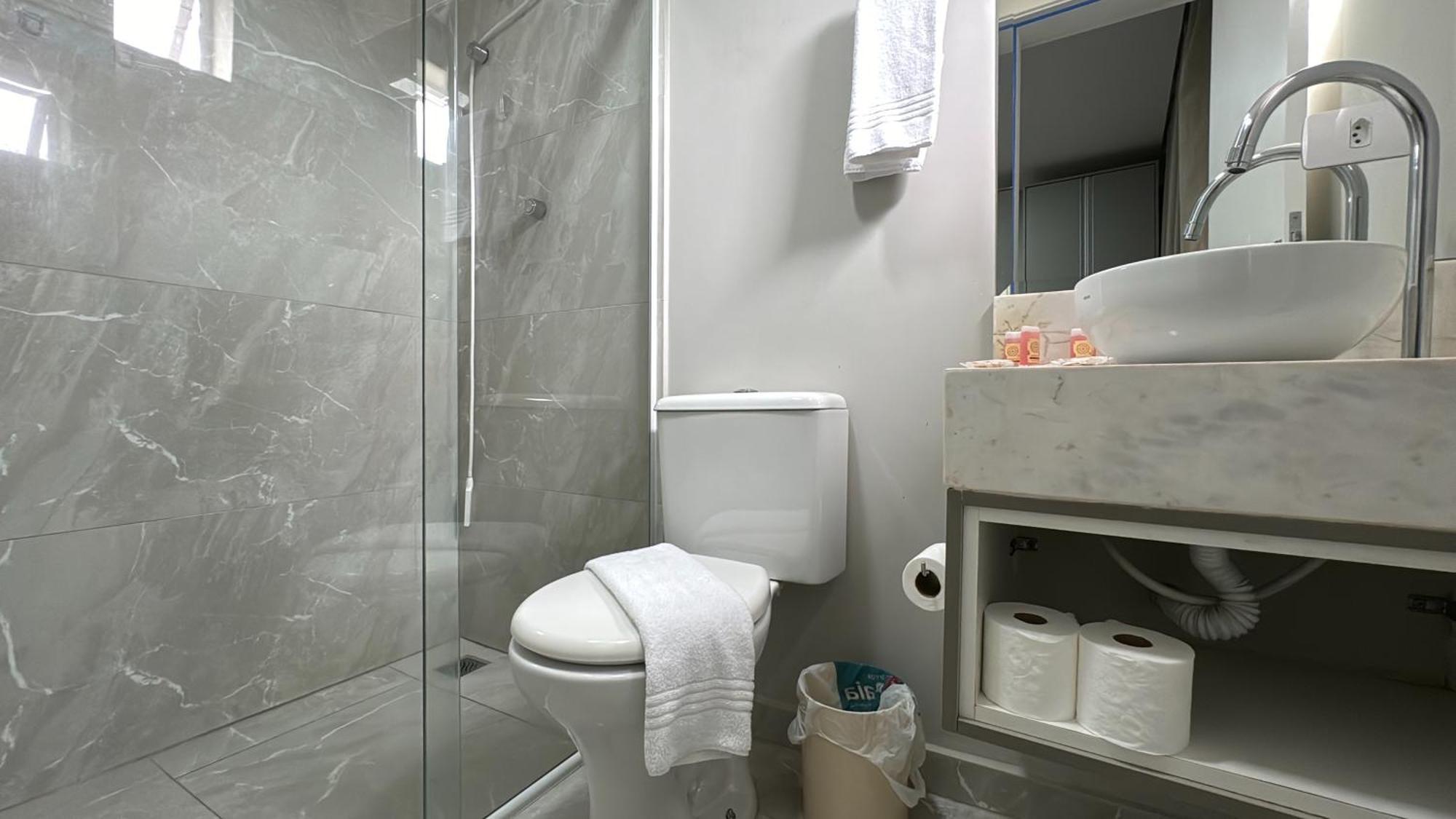 14- Studio Decorado Com Otima Localizacao!!! Κουριτίμπα Εξωτερικό φωτογραφία